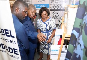 PR: “Precisamos de atrair as multinacionais da indústria farmacêutica a implantar fábricas em Angola”